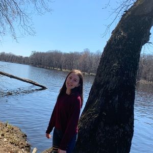 Meet your Posher, Skyla